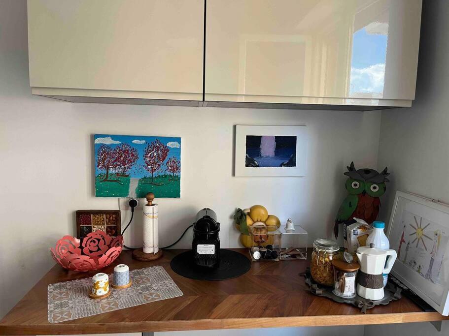 Umbertina Apartment Барі Екстер'єр фото
