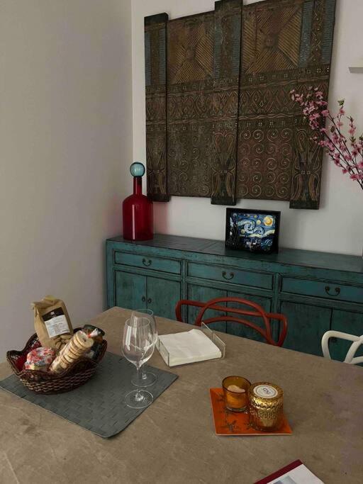 Umbertina Apartment Барі Екстер'єр фото